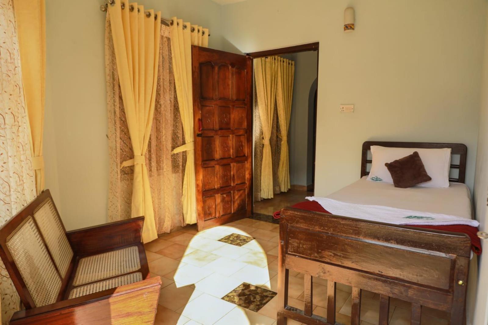 Hotel Bob Leisure Udagamandalam Exterior foto
